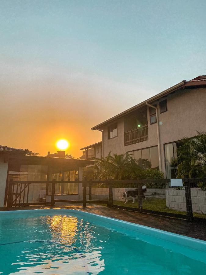 Rosamar Suites Praia do Rosa Bagian luar foto