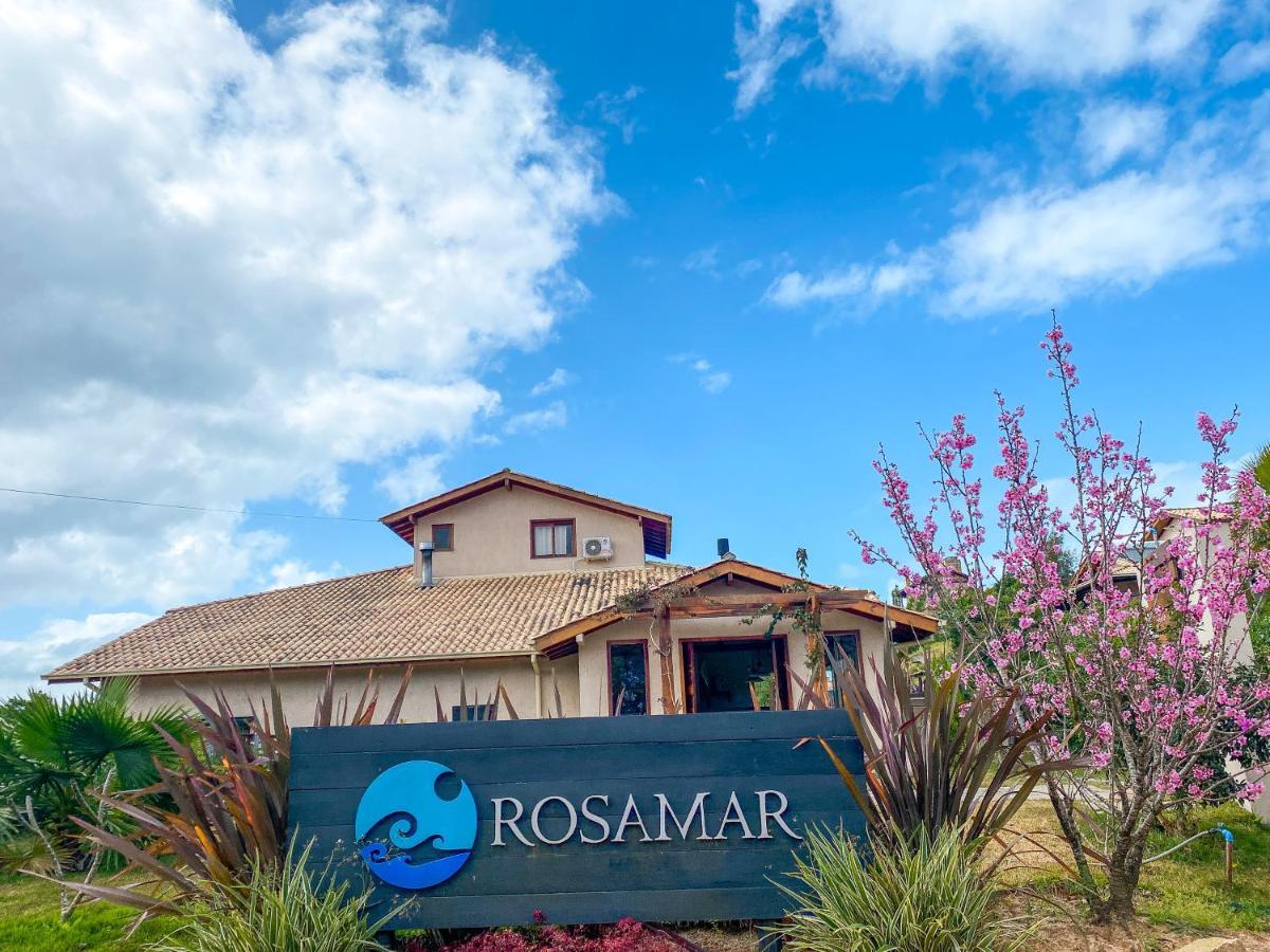 Rosamar Suites Praia do Rosa Bagian luar foto